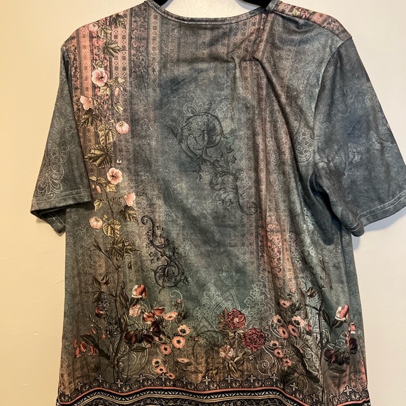 Floral Button-Front Top - Picture 3 of 3